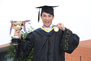 《蛾厂变形记》首次公开！ Steam愿望单现已开启 全新宣传影片初亮相